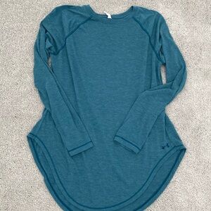 Under Armour Womens Pullover Curved Hem Long Sleeve T Shirt Teal Size Small